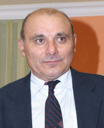2004