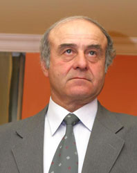 2004